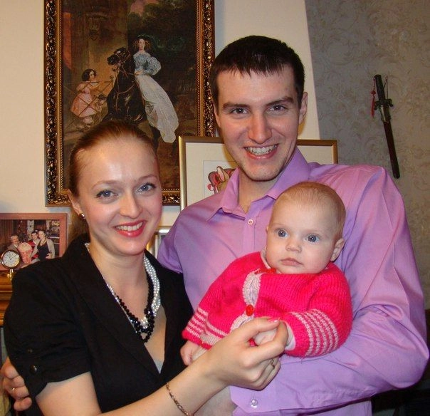 Anzhalika Melnikava and her husband