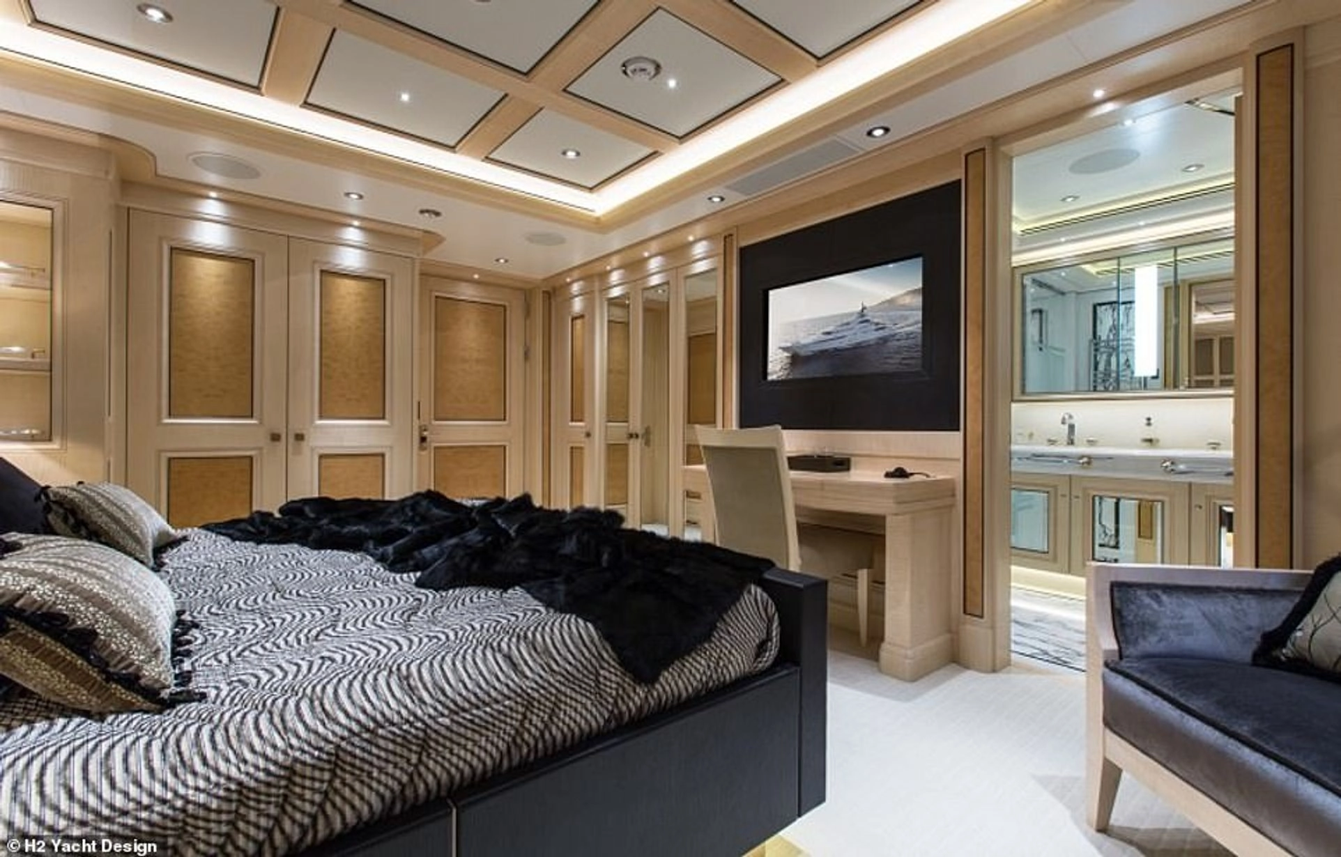 Image from gallery