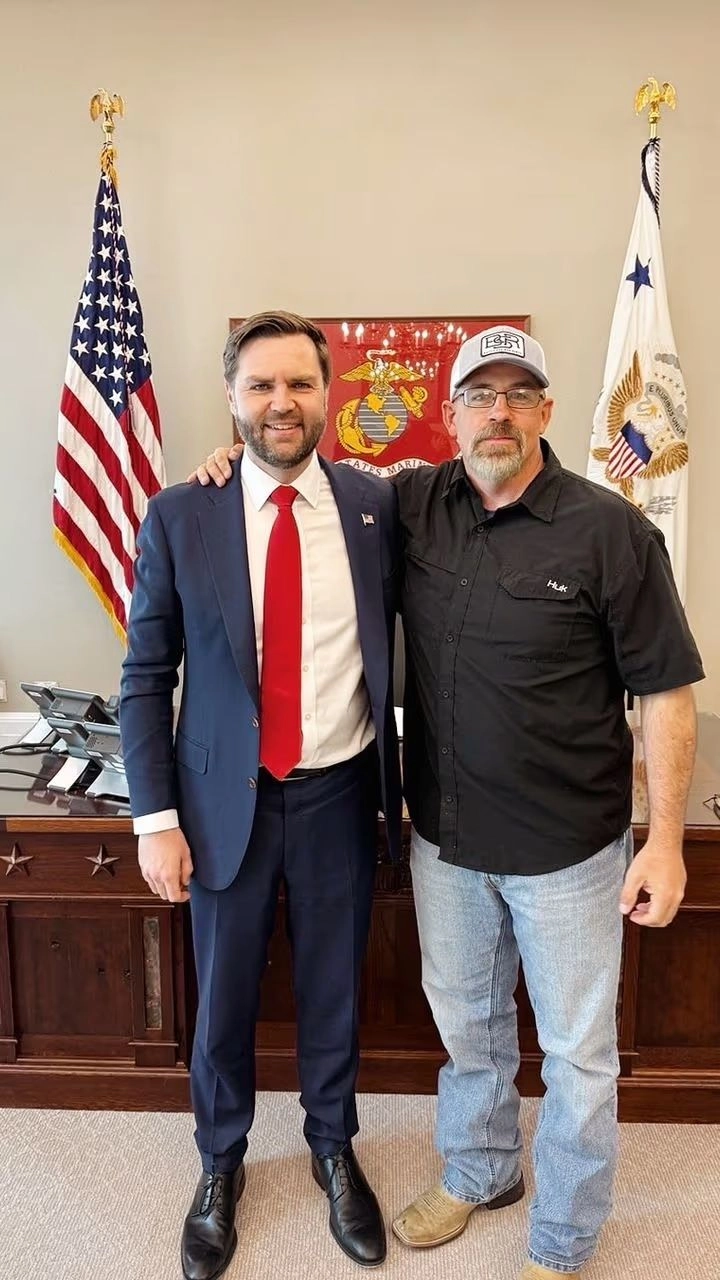 Nate Vance meets his cousin, U.S. Vice President JD Vance.